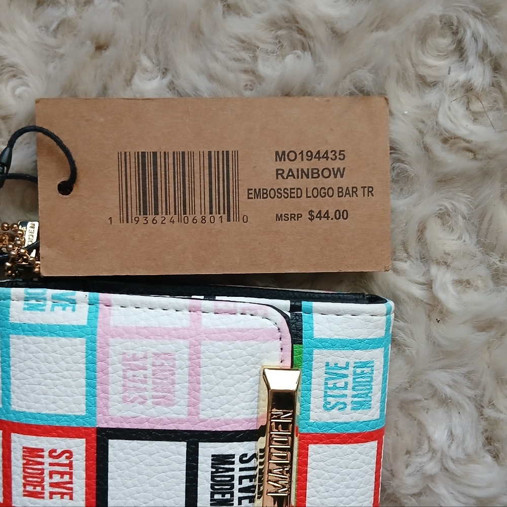 🌟 Steve Madden Women's Wallet RAINBOW Embossed Logo Bar NWT - Picture 6 of 9